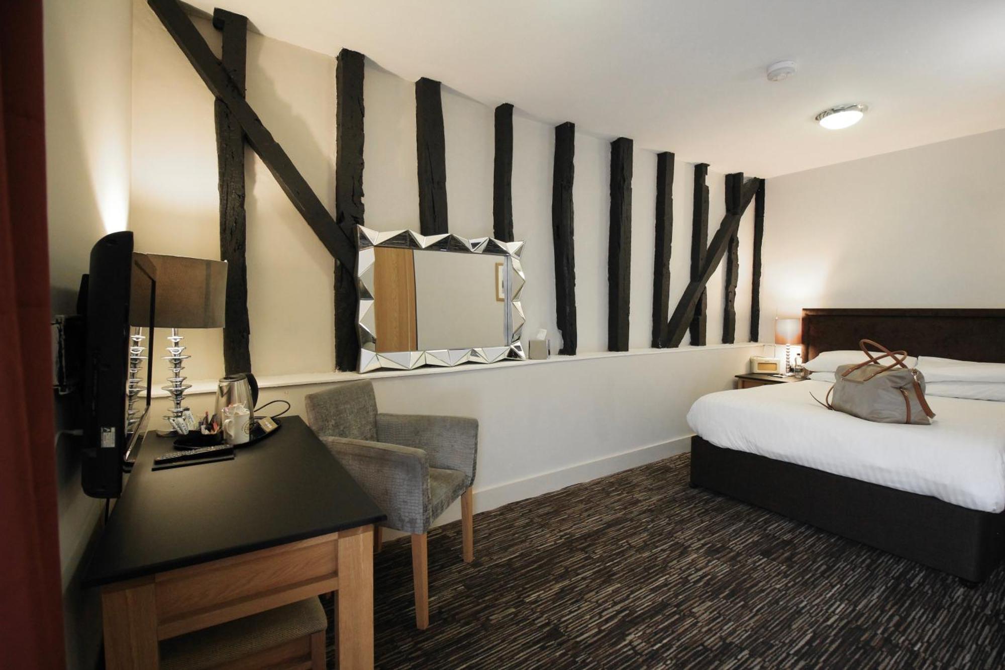 The Saracens Head Hotel グレート・ダンモウ エクステリア 写真