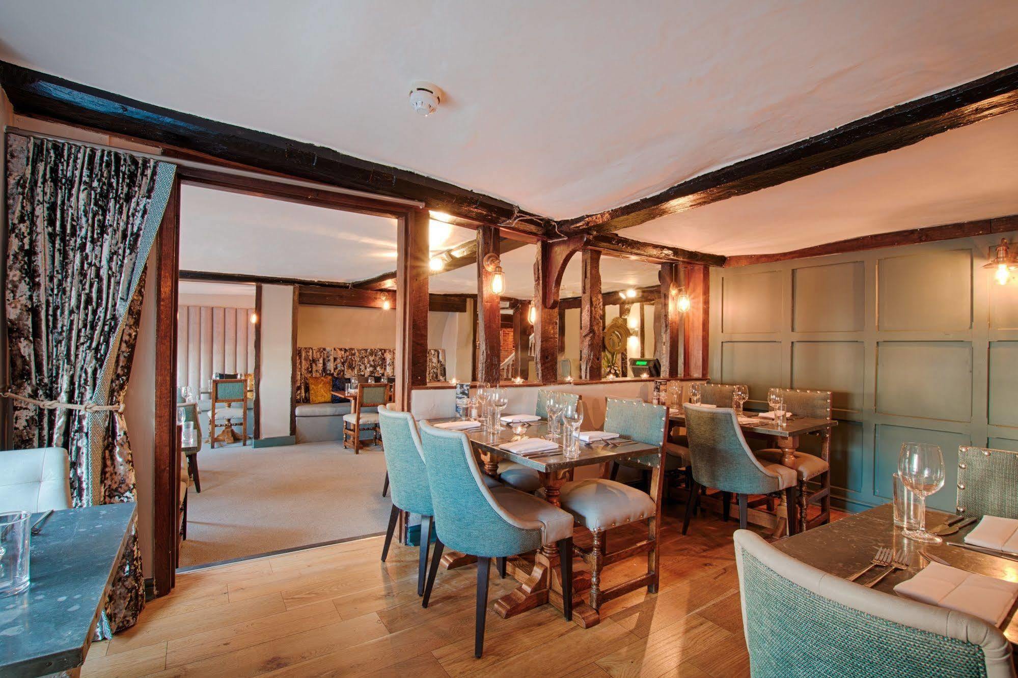 The Saracens Head Hotel グレート・ダンモウ エクステリア 写真